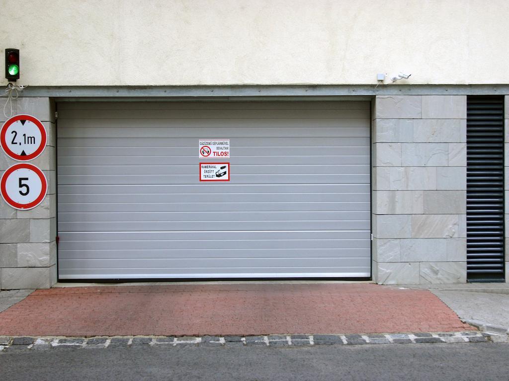 Arriva Apartment, Optional Indoor Parking Budapest Exterior foto